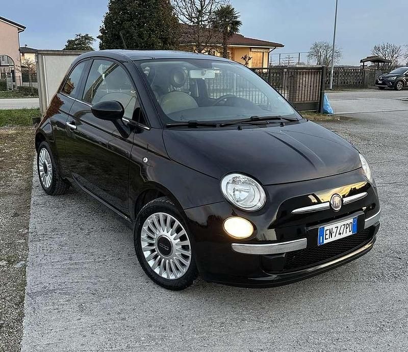Usata Fiat 500 Lounge 95 CV (69 kW) 2012 Nero Utilitaria