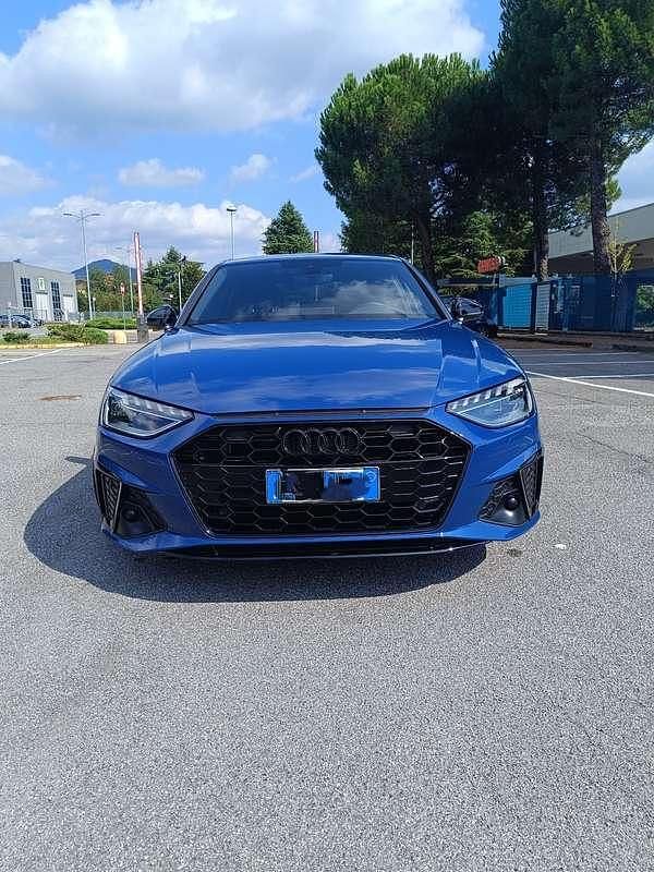 Usata Audi A4 S-Line 204 CV (150 kW) 2023 Blu/azzurro Berlina