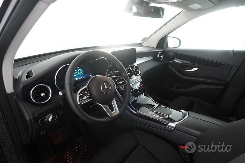 Usata Mercedes GLC300e Premium 194 CV (142 kW) 2022 Nero SUV