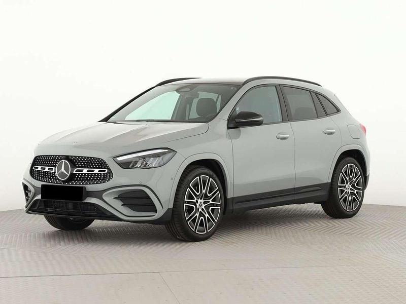 Usata Mercedes GLA200 AMG 163 CV (119 kW) 2025 Grigio SUV