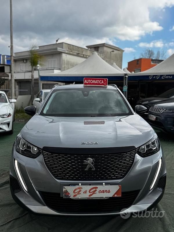 Usata Peugeot 2008 Allure 131 CV (96 kW) 2022 Grigio SUV