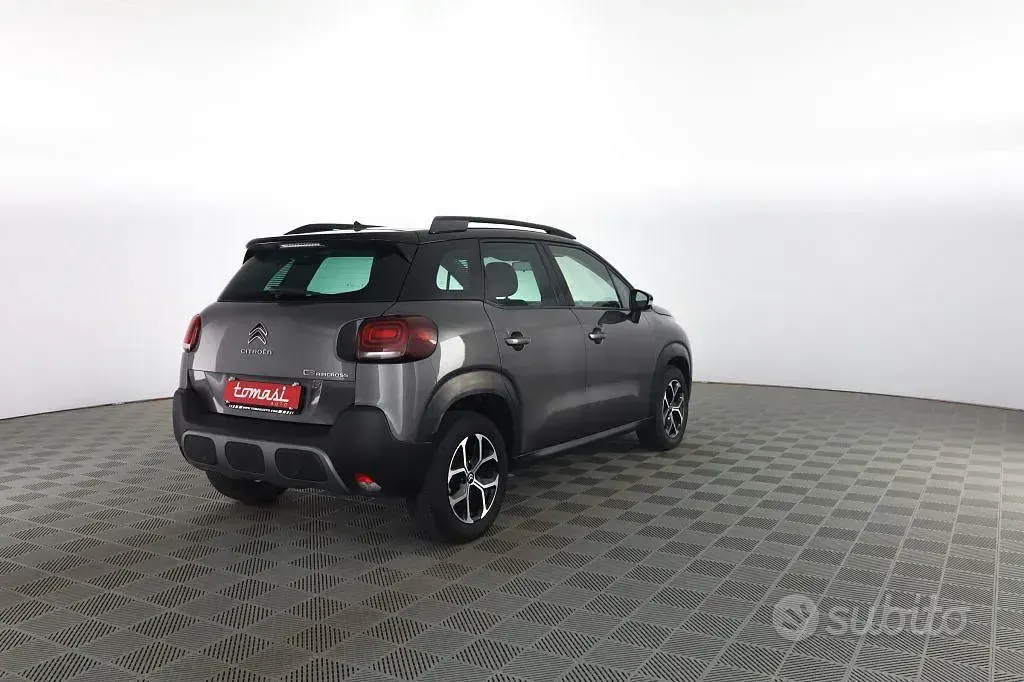 Begagnad Citroën C3 Aircross PureTech 110 HK (80 kW) 2024 Grå SUV