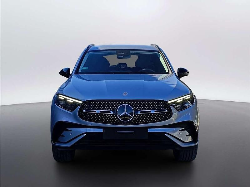 Nuova Mercedes GLC300e AMG Line Premium 197 CV (144 kW) 2026 Argento hightech SUV