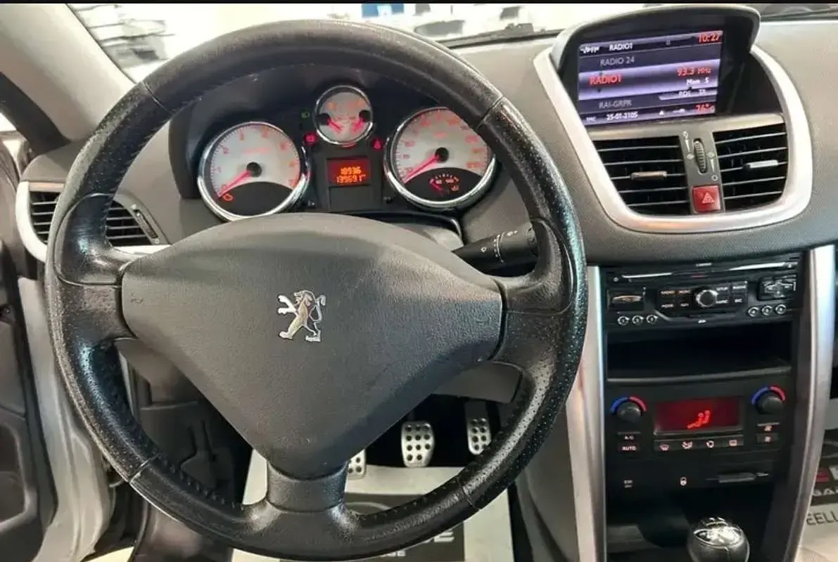 Usata Peugeot 207 CC 120 CV (88 kW) 2009 Cabrio