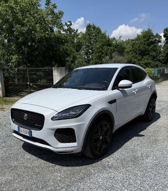 Bianco Usata 2019 Jaguar E-Pace R-Dynamic SUV | 17.500 € (Ottimo prezzo) - Immagine 1/4