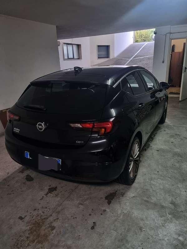 Usata Opel Astra Innovation 110 CV (80 kW) 2017 Berlina