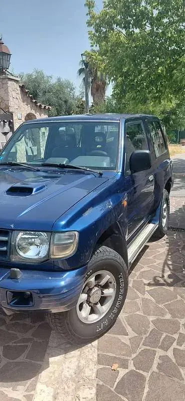 Usata Mitsubishi Pajero Top 125 CV (91 kW) 1998 Blu/azzurro SUV