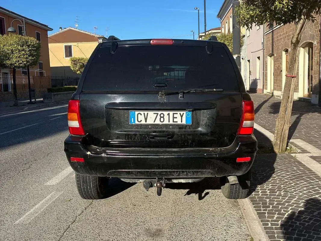 Usata Jeep Grand Cherokee Limited 140 CV (102 kW) 1999 Nero SUV