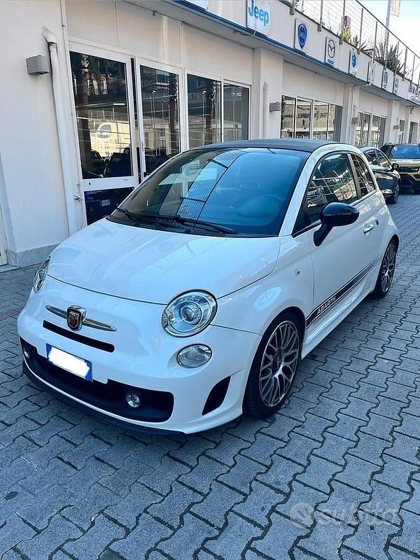 Usata Abarth 500C 140 CV (102 kW) 2010 Bianco Cabrio