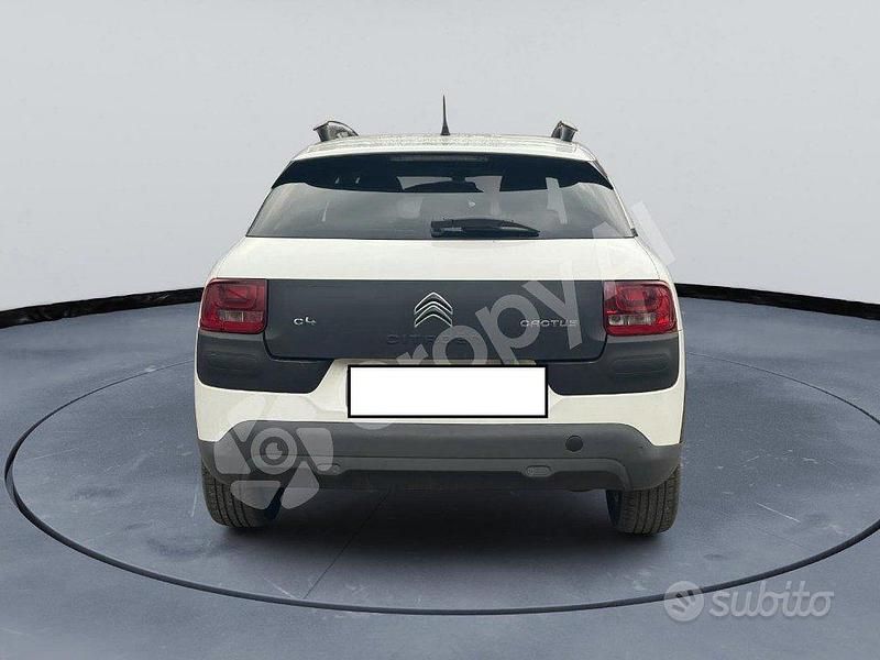 Usata Citroën C4 Feel 110 CV (80 kW) 2015 Bianco SUV
