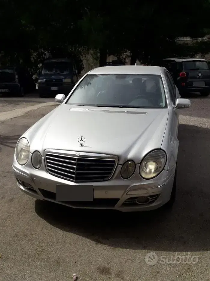 Usado Mercedes E320 Elegance 224 CV (164 kW) 2007 Berlina
