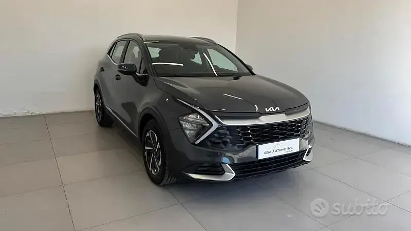 Usata Kia Sportage Sport 136 CV (100 kW) 2023 Grigio SUV