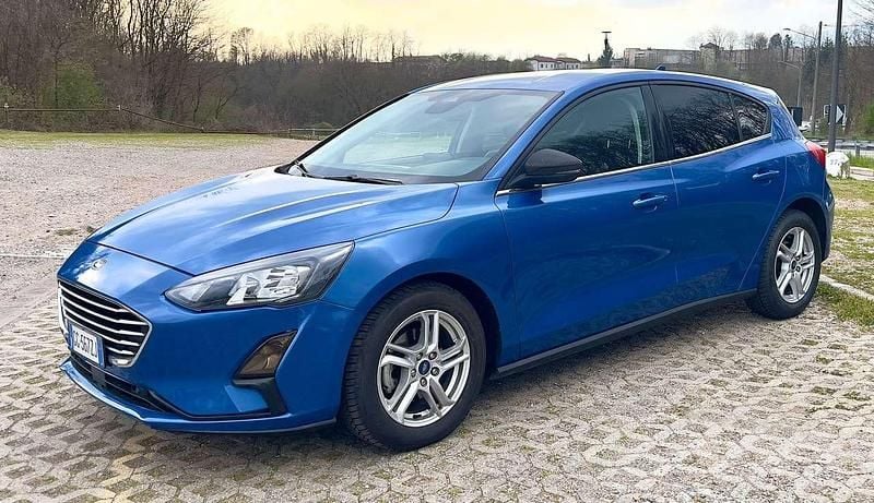 Usata Ford Focus Active 125 CV (91 kW) 2021 Blu/azzurro