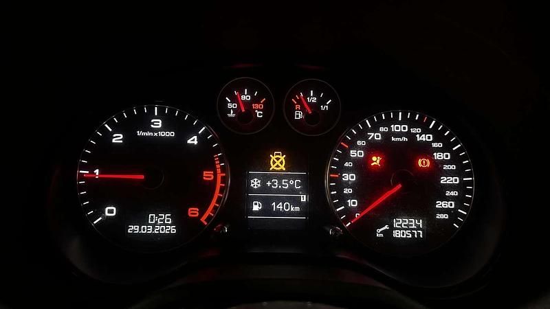 Usata Audi A3 Sportback Ambition 105 CV (77 kW) 2011 Utilitaria
