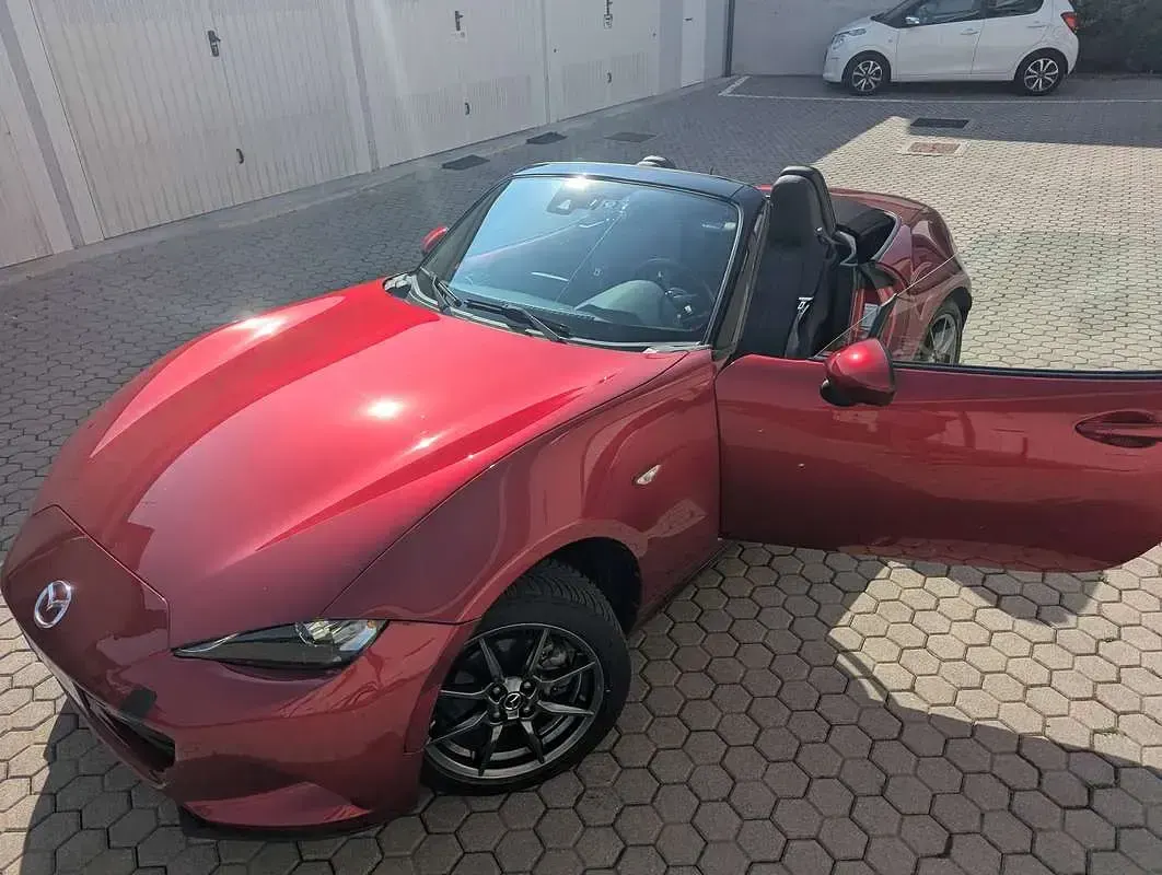 Usata Mazda MX5 Exceed 132 CV (97 kW) 2018 Rosso Cabrio