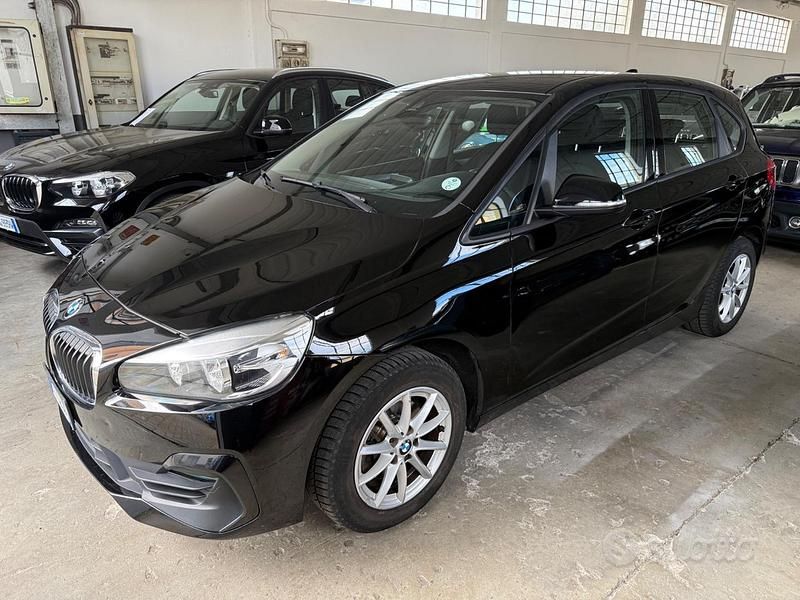 Usata BMW 216 Active Tourer Advantage 116 CV (85 kW) 2018 Nero Monovolume