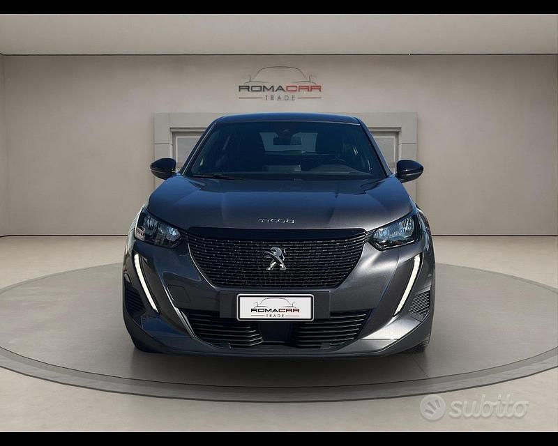 Usata Peugeot 2008 Allure 101 CV (74 kW) 2023 Grigio SUV