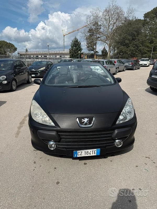 Usata Peugeot 307 CC 2004 Nero Cabrio
