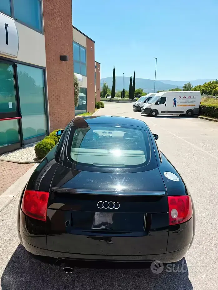 Usata Audi TT 179 CV (131 kW) 1999 Nero Coupé