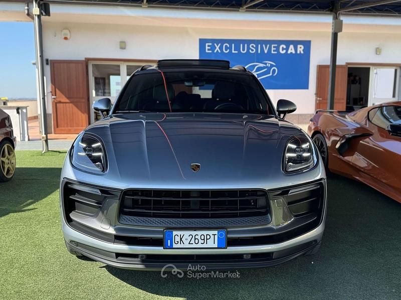 Usata Porsche Macan 265 CV (194 kW) 2022 Argento SUV