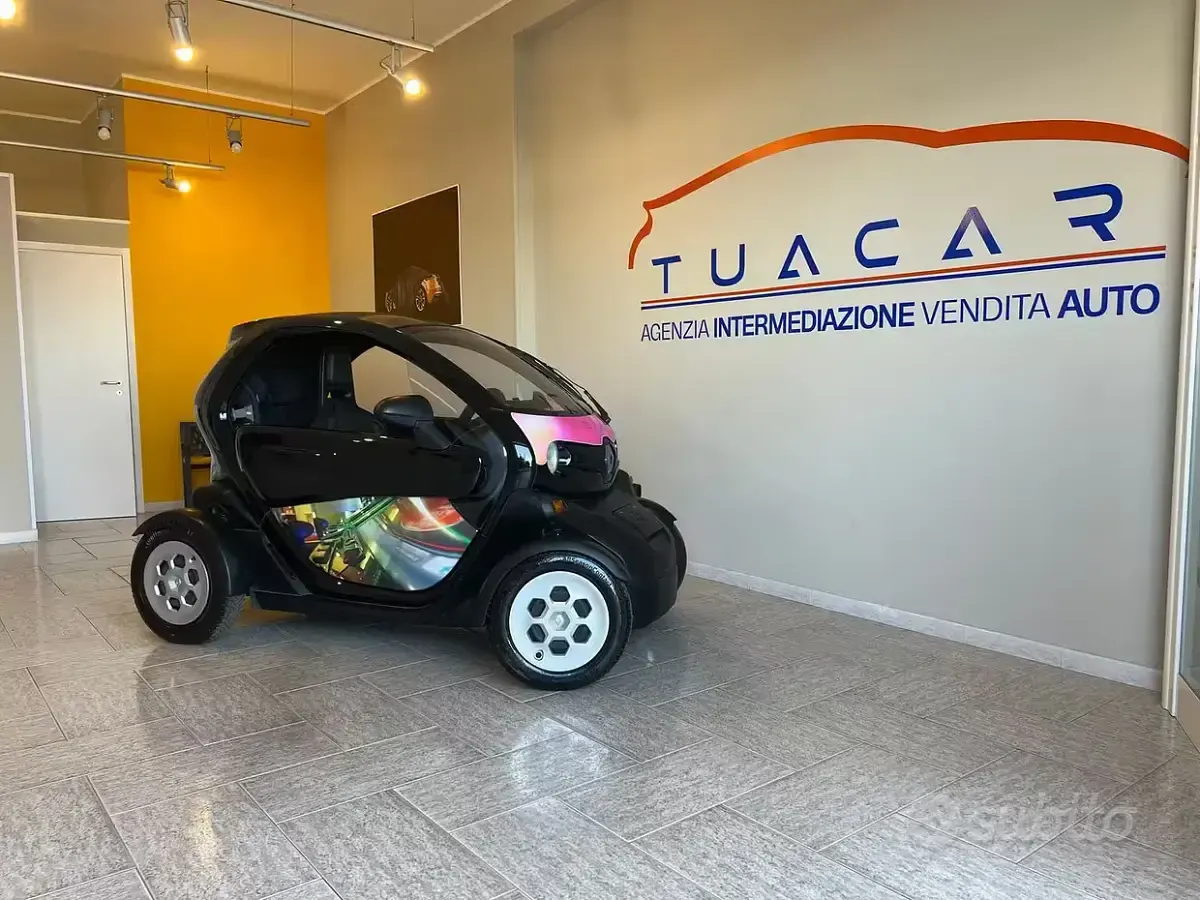 Usata Renault Twizy Urban 13 kW (18 CV) 2012 Nero Utilitaria