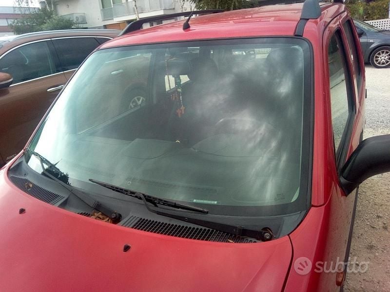Usata Suzuki Wagon R+ 76 CV (55 kW) 2004 Rosso Monovolume