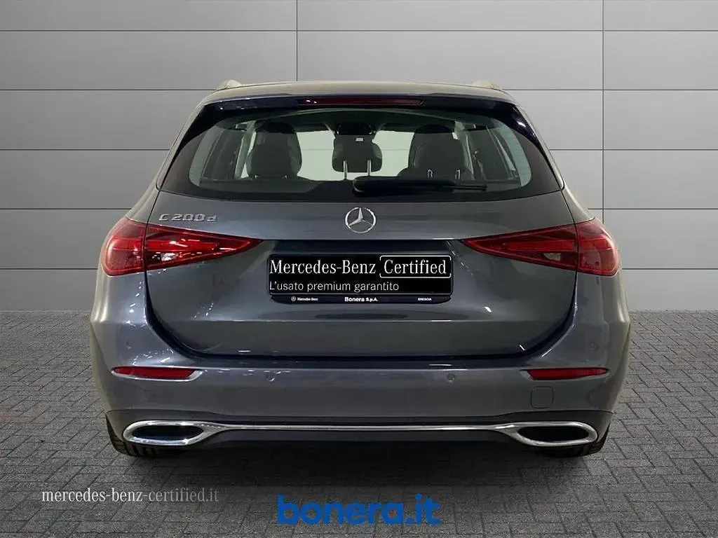 Usata Mercedes C200 163 CV (119 kW) 2022 Grigio Station wagon