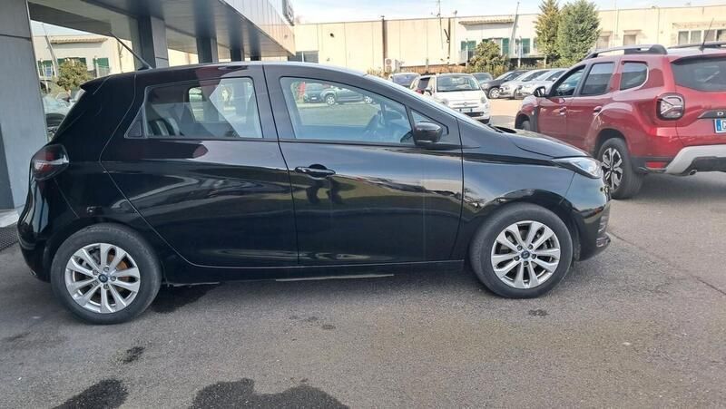 Usata Renault Zoe Zen 50 kW (69 CV) 2022 Nero Utilitaria