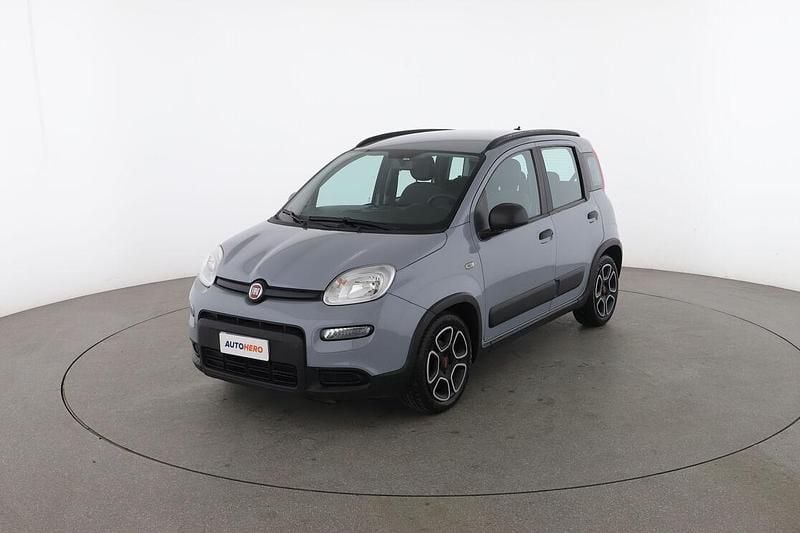 Grigio Usata 2022 Fiat Panda City Life Utilitaria | 11.199 € (Buon prezzo) - Immagine 1/4