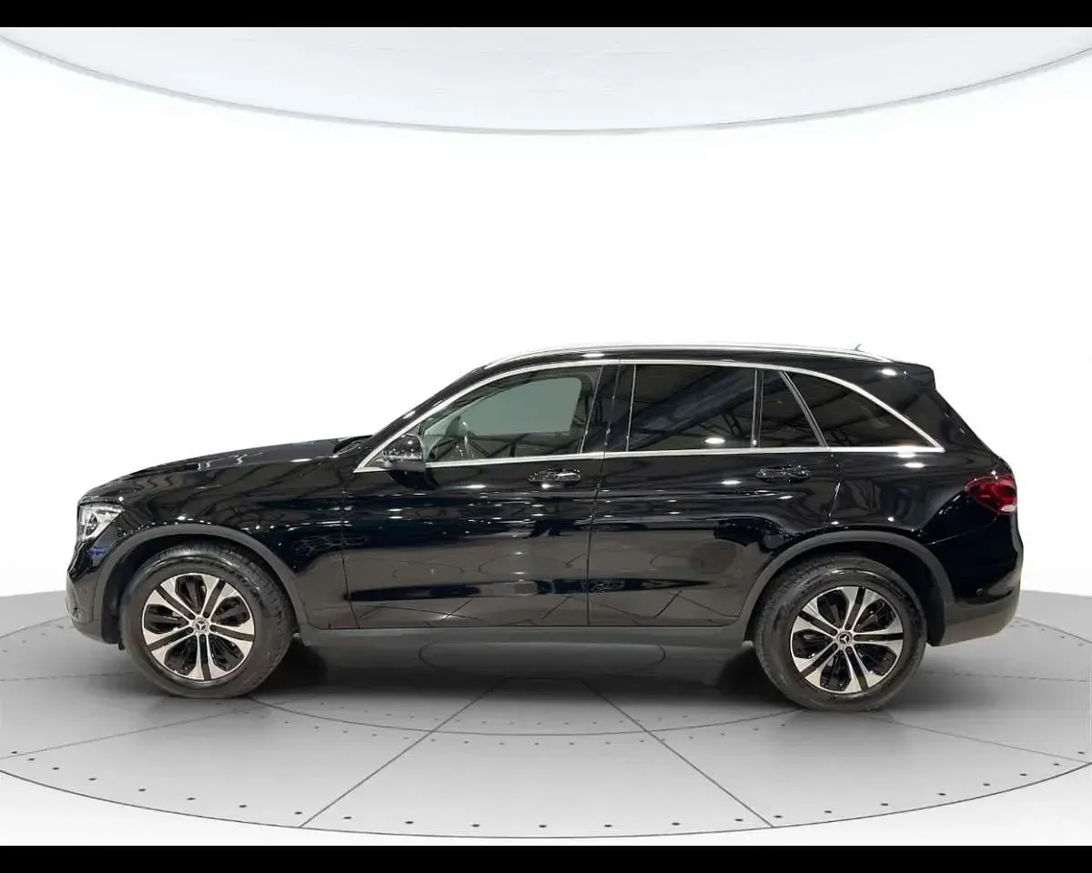 Usata Mercedes GLC220 Business 194 CV (142 kW) 2022 Nero SUV