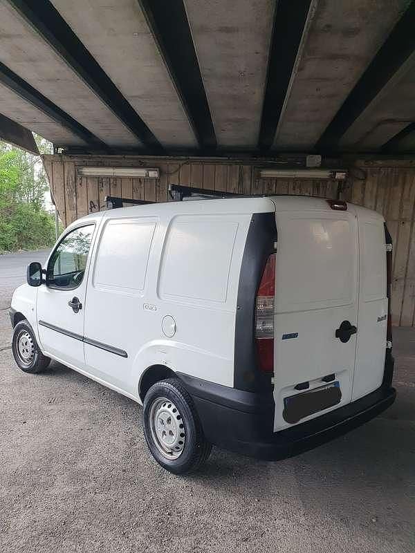 Usata Fiat Doblò 101 CV (74 kW) 2003 Monovolume