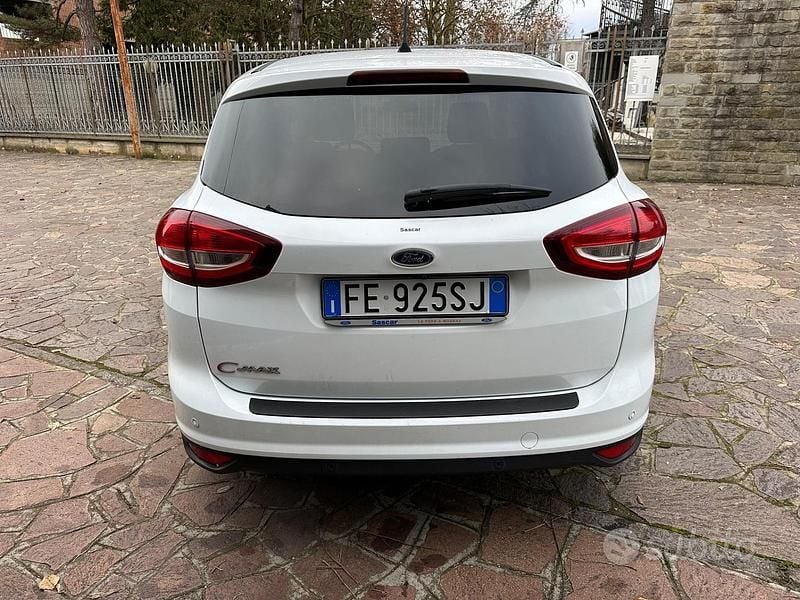 Usata Ford C-MAX Business Edition 105 CV (77 kW) 2016 Bianco Monovolume