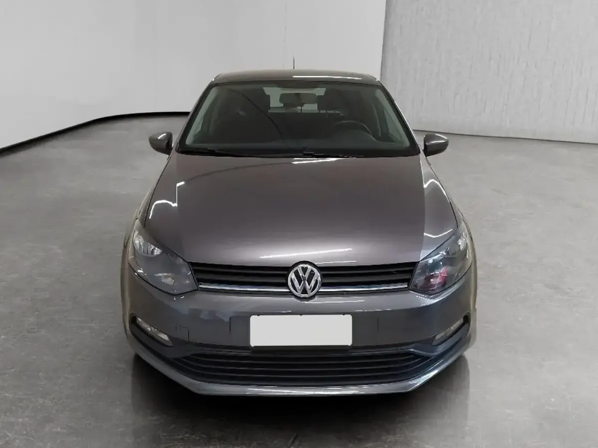 Usata VW Polo Trendline 75 CV (55 kW) 2017 Grigio Berlina