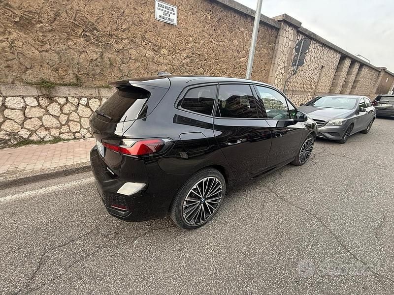 Usata BMW 225 M Sport 2022 Nero Monovolume