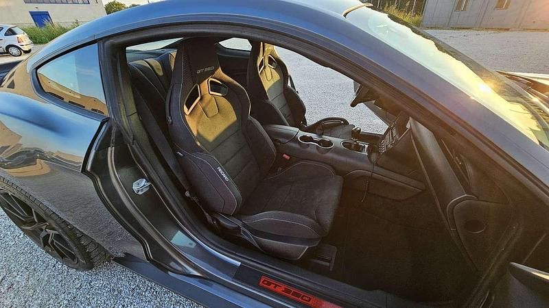 Usata Ford Mustang 526 CV (386 kW) 2017 Coupé