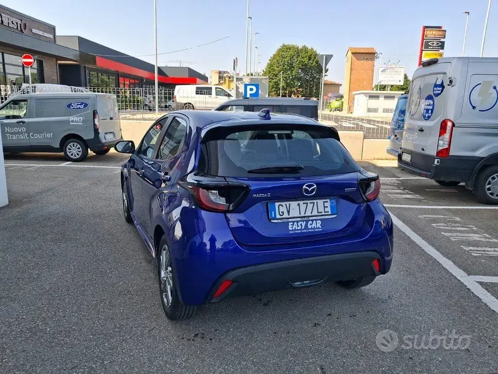 Usata Mazda 2 Exclusive-Line 92 CV (67 kW) 2024 Blu Utilitaria