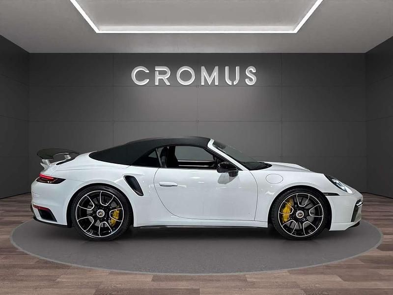 Usata Porsche 911 Turbo S Cabriolet 650 CV (478 kW) 2020 Bianco carrara Cabrio
