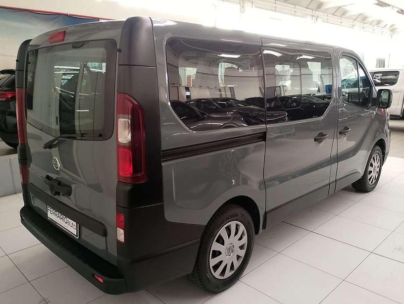 Usata Nissan Primastar 110 CV (80 kW) 2022 Grigio Monovolume