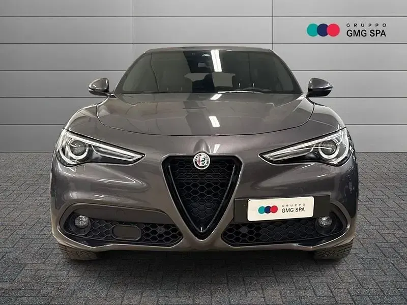 Usata Alfa Romeo Stelvio Veloce 209 CV (153 kW) 2021 Grigio SUV