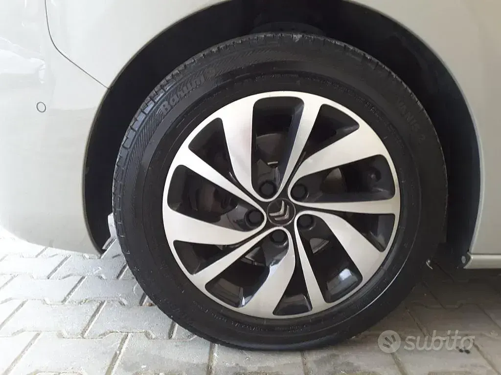 Usata Citroën Spacetourer Shine 177 CV (130 kW) 2017 Beige Monovolume