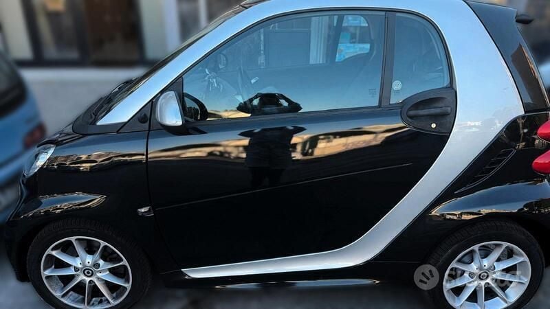 Usata Smart ForTwo Coupé 71 CV (52 kW) 2014 Utilitaria