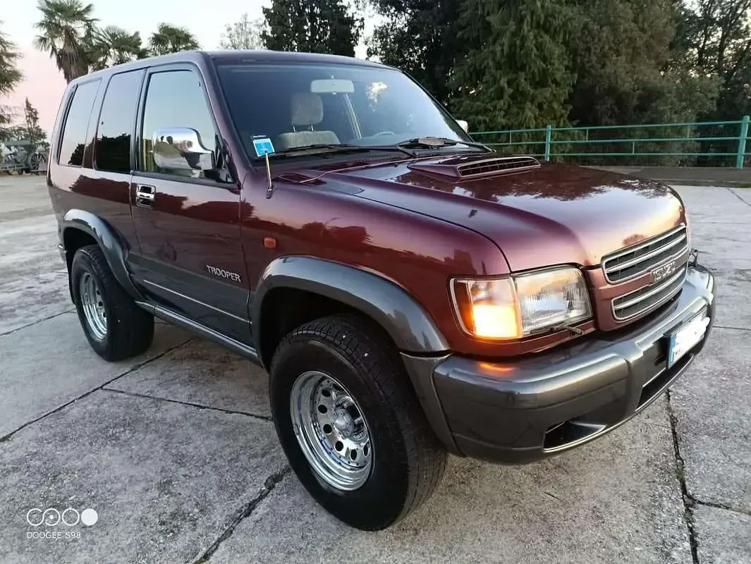 Usata Isuzu Trooper 159 CV (116 kW) 2002 SUV