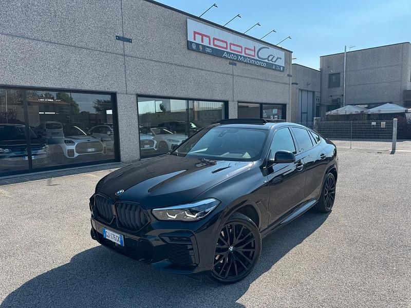 Usata BMW X6 M Sport 286 CV (210 kW) 2022 Nero SUV