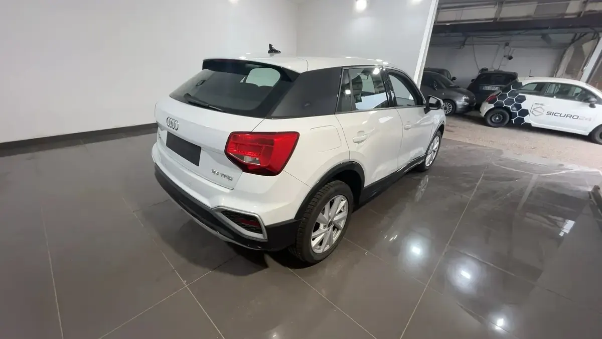 Usata Audi Q2 Advanced Plus 150 CV (110 kW) 2023 Bianco SUV
