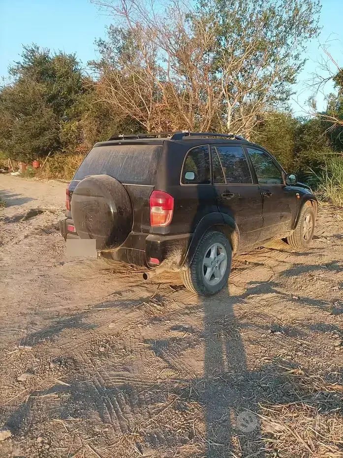 Usata Toyota RAV4 2003 Nero SUV