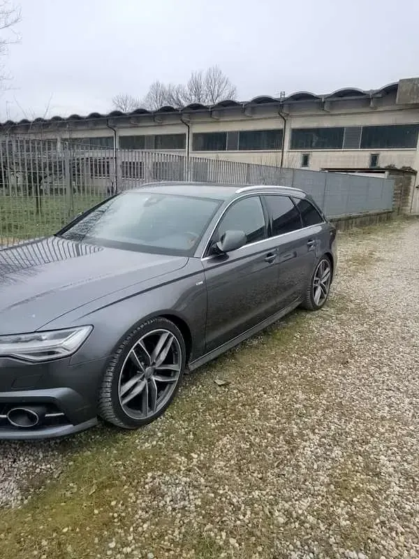 Usata Audi A6 Business 190 CV (139 kW) 2018 Station wagon