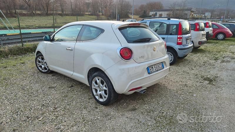 Second-hand Alfa Romeo MiTo 120 CP (88 kW) 2012 Alb Hatchback