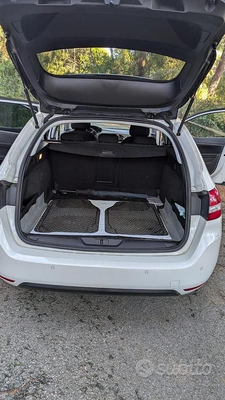 Usata Peugeot 308 SW Business-Line 131 CV (96 kW) 2019 Bianco Station wagon