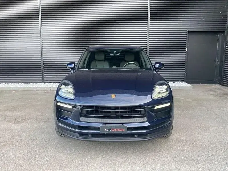 Usata Porsche Macan 265 CV (194 kW) 2022 Blu/azzurro SUV
