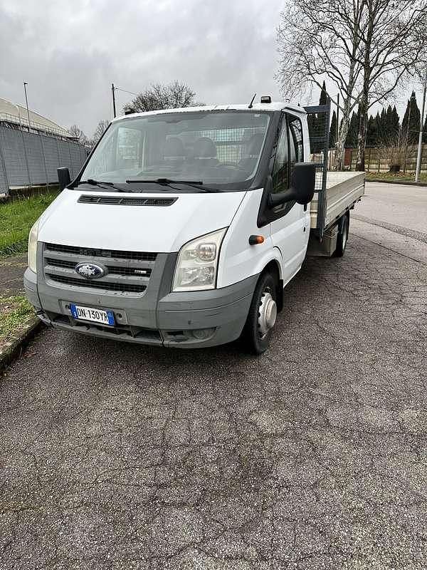Usata Ford Transit 116 CV (85 kW) 2008 Bianco Utilitaria
